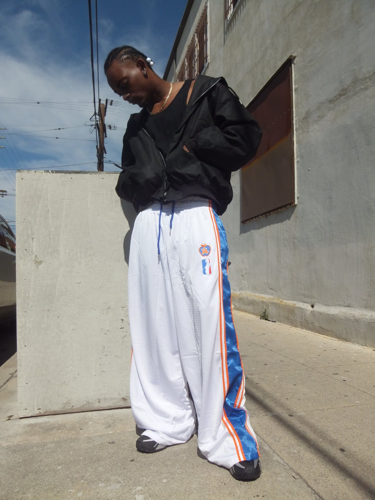 KNICKS BASKETBALL PANTS