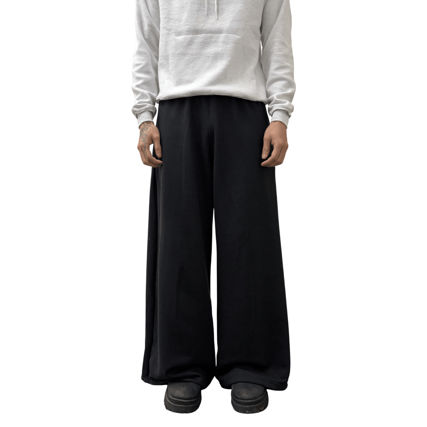 WIDE LEG SWEATS, BLACK
