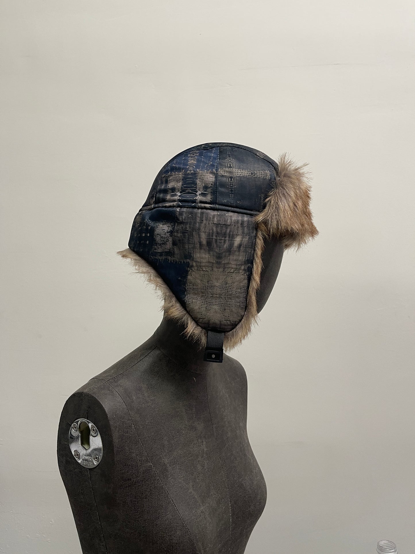 USHANKA, BORO/BROWNFUR